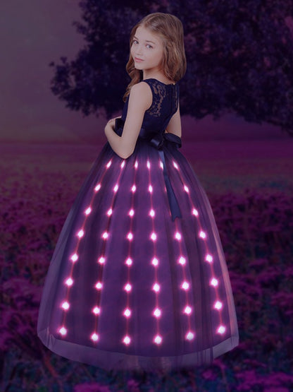 LED Light Elegant Solid Lace Party Dress